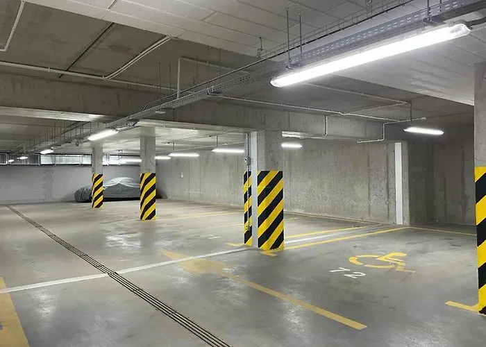 Art Marina Nad Rzeka Z Bezplatnym Parkingiem Apartman