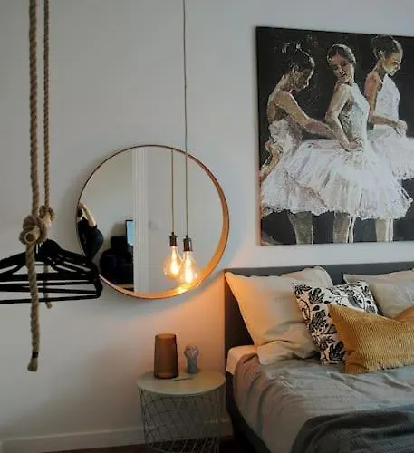 Art Marina Nad Rzeka Z Bezplatnym Parkingiem Apartman Wrocław