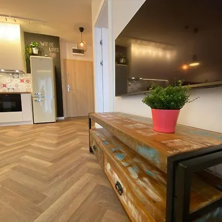 Art Marina Nad Rzeka Z Bezplatnym Parkingiem Apartament *