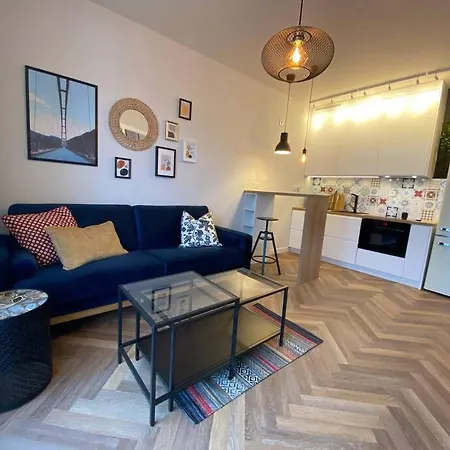 شقة Art Marina Nad Rzeka Z Bezplatnym Parkingiem فروتسواف